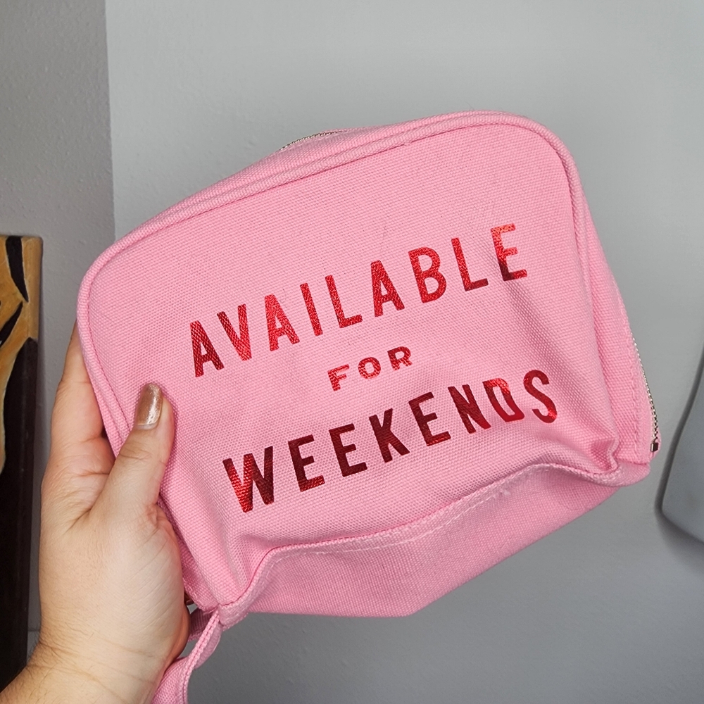 GETAWAY TOILETRIES BAG - AVAILABLE FOR WEEKENDS Pink - Picture 5 of 6